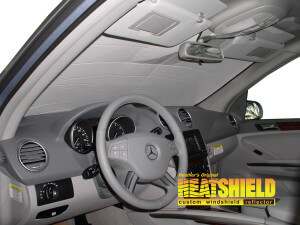 Heatshield Windshield Sun Shade for 2006 Mercedes M-Class (164) (interior view)