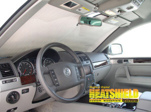 Heatshield Windshield Sun Shade for 2004 Volkswagen Touareg (interior view)
